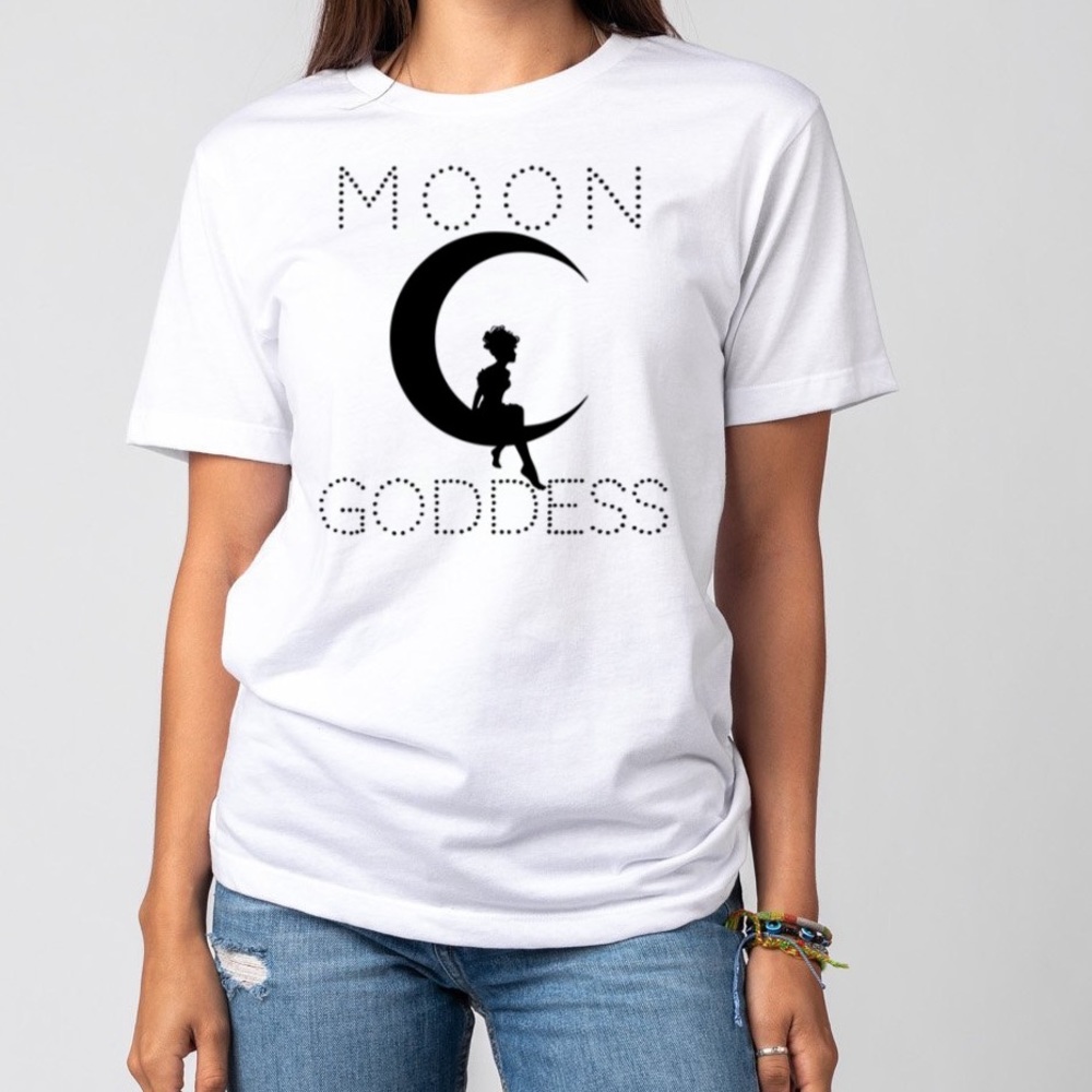 Moon goddess Tee